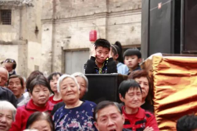 古镇荫城再现潞商之歌，干板秧歌唱出铁府风韵